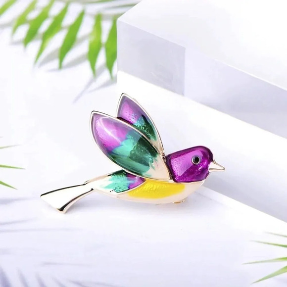 VQ Colorful Swallow Bird Brooch - Picture 1 of 7